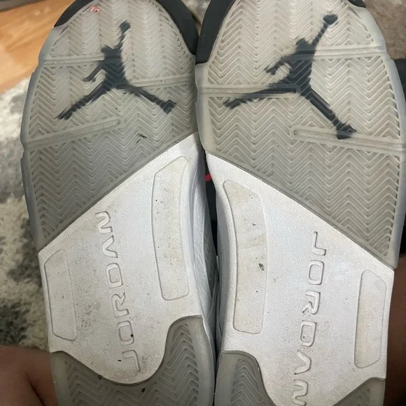 Retro Jordan 5 Metallic White (2015) Size 11
